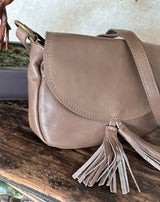 BOLSO CARTERA PIEL BORLAS - Monica Ecco