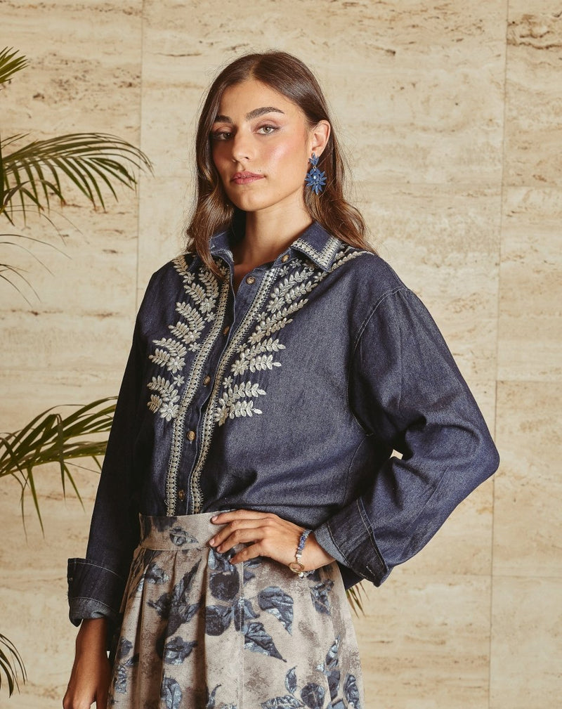 CAMISA JEANS BORDADA - Monica Ecco