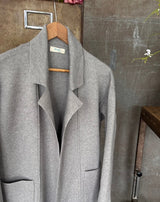 CHAQUETA PUNTO LARGA GRIS - Monica Ecco